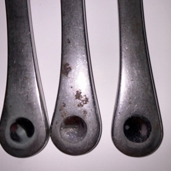 Robert Welch Pendulum Stainless Steel Assorted Dinner Knives Satin Frosted - Picture 5 of 15